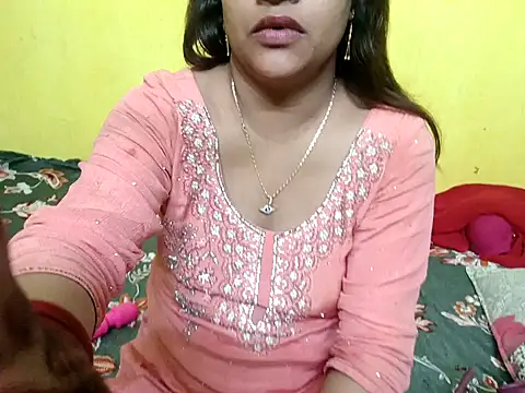 Snapshot of Sexyranibhabhi chatting on 10.07.25 Sexyranibhabhi online show from 10.07.25