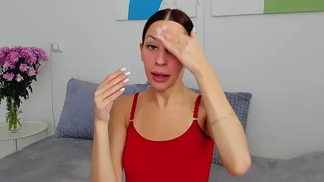 SelenaRousey online show from 02.15.26