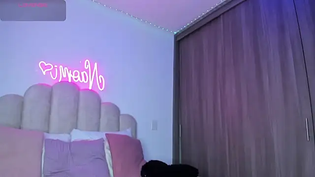 NaomiAsha online show from 02.19.26