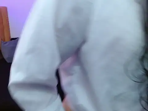 AlexandraJones  online show from 03.02.25