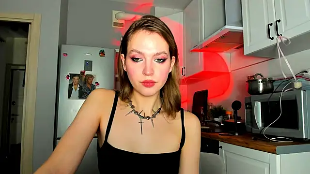 Niky  Jess online show from 02.18.25