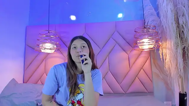 AngelaaCute  online show from 03.04.25