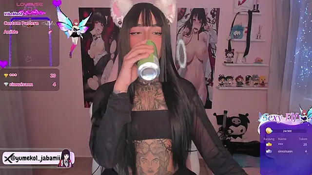 Snapshot of Sweet-bunny1 chatting on 02.10.25 Sweet-bunny1 online show from 02.10.25