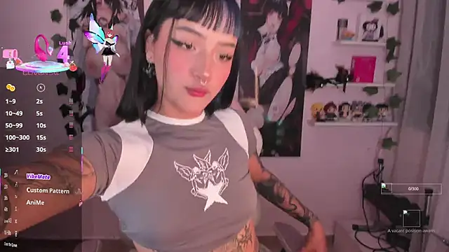 Snapshot of Sweet-bunny1 chatting on 09.29.25 Sweet-bunny1 online show from 09.29.25