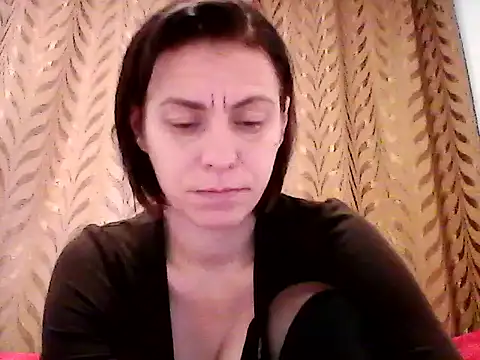 Snapshot of SweetAdela92 chatting on 10.15.25 SweetAdela92 online show from 10.15.25