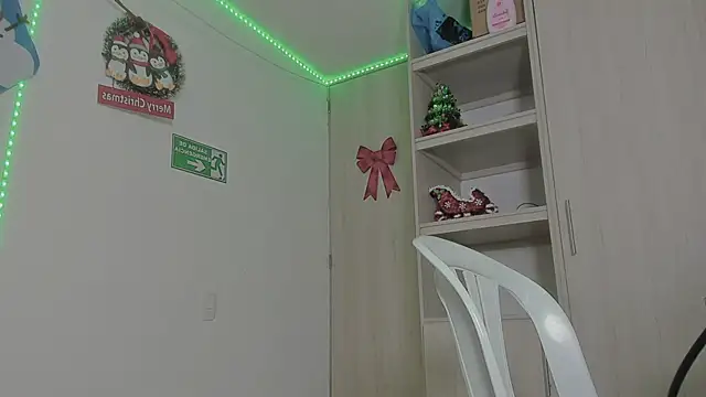 Snapshot of _diegsz_ chatting on 12.05.24 diegsz online show from 12.05.24