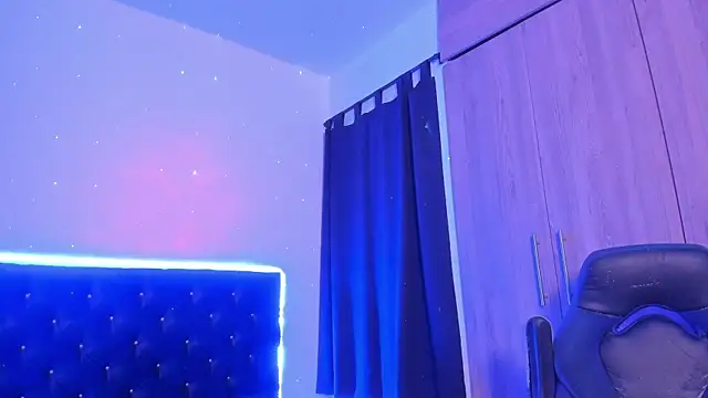 Snapshot of _diegsz_ chatting on 03.26.26 diegsz online show from 03.26.26