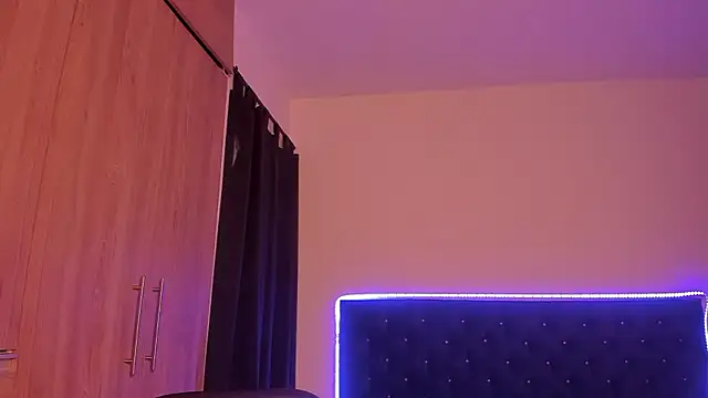 Snapshot of _diegsz_ chatting on 04.01.26 diegsz online show from 04.01.26