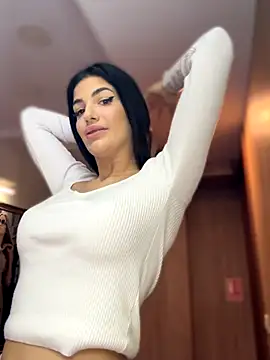 RaisaKali online show from 10.31.25