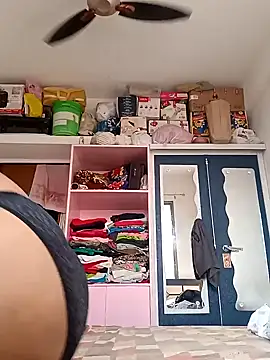 Hotmilfxox online show from 01.28.25