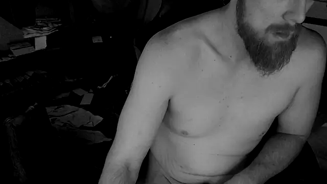 Snapshot of H1gh_Fr3qu3ncy chatting on 12.04.24 H1gh Fr3qu3ncy online show from 12.04.24