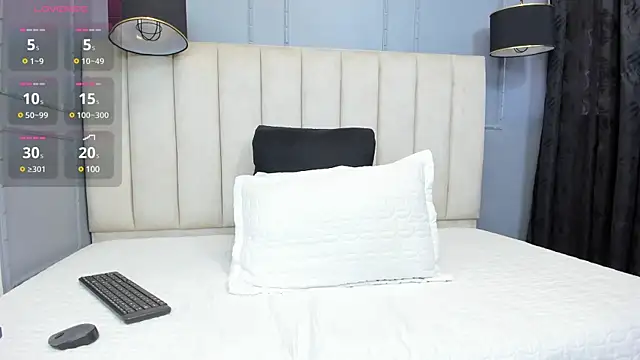  karla Brunette  online show from 03.10.25