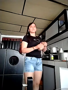 natalie cowens online show from 10.07.25