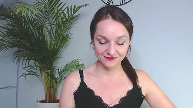 AliciaDesire online show from 12.12.24