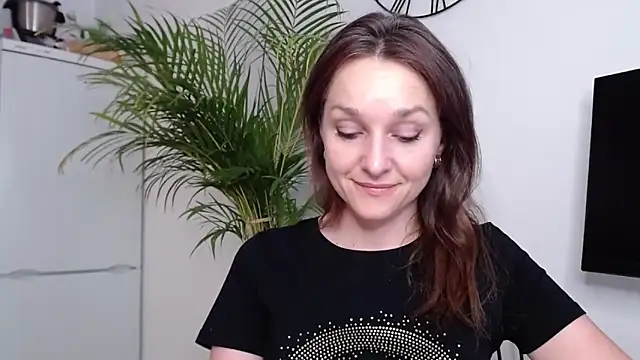 AliciaDesire online show from 02.19.25