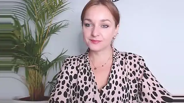 AliciaDesire online show from 11.13.25