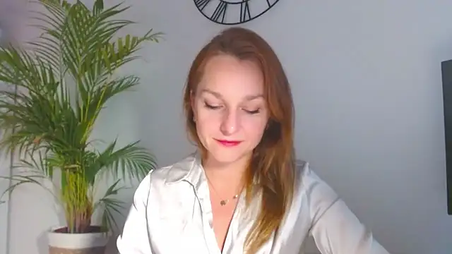 AliciaDesire online show from 11.26.25