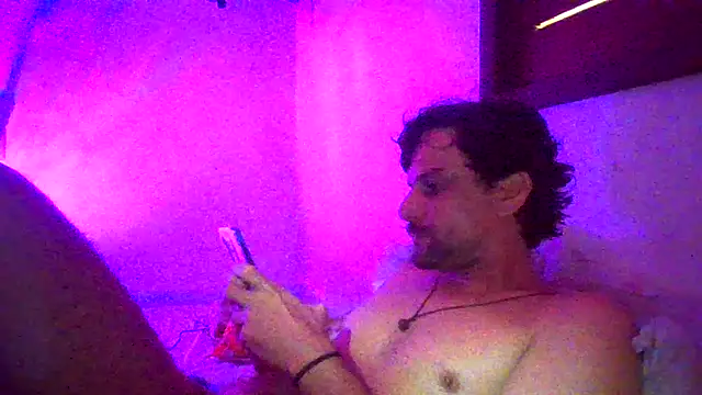 couplemilk online show from 04.12.26