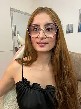 Snapshot of MiaaLoren chatting on 02.15.26 MiaaLoren online show from 02.15.26