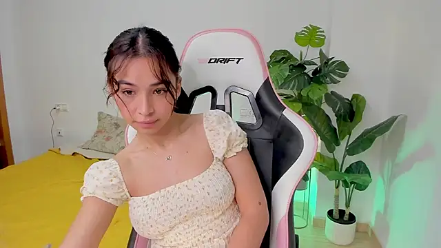 Adriennesexxx online show from 02.07.25