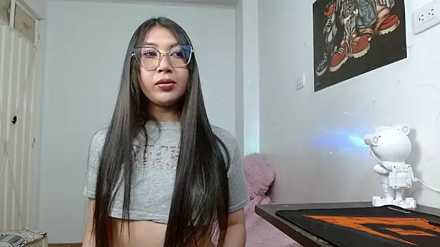 tifanny-squirt online show from 10.20.25