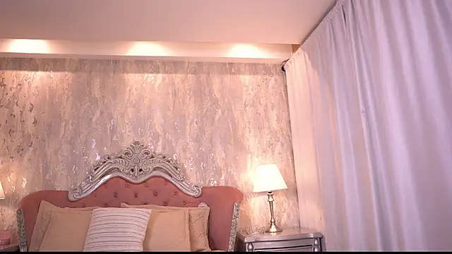 AngelineConnor online show from 01.13.26