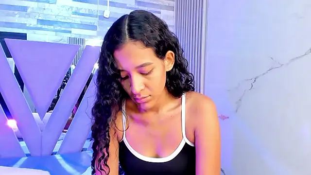 amberr sweett69 online show from 03.19.26