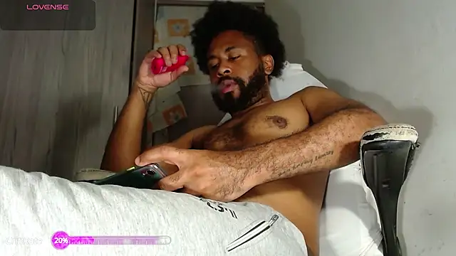 KaelMoreau online show from 02.15.25