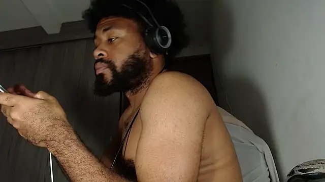 KaelMoreau online show from 03.08.25