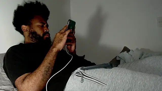 KaelMoreau online show from 03.18.25