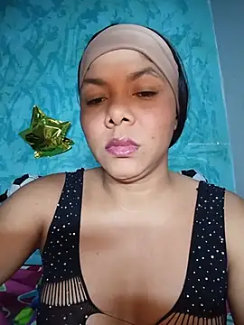DIORA Latina online show from 06.25.26