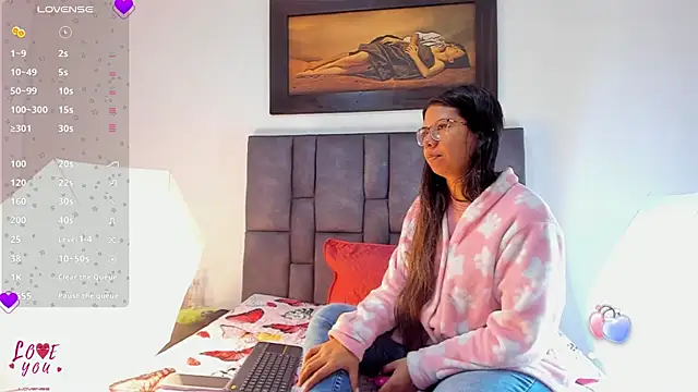 Snapshot of Vahiolet_smith chatting on 02.21.26 Vahiolet smith online show from 02.21.26