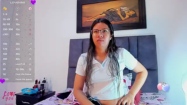 Snapshot of Vahiolet_smith chatting on 02.28.26 Vahiolet smith online show from 02.28.26