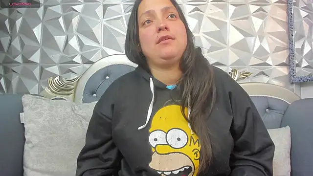 KataleyaStiward online show from 02.06.25