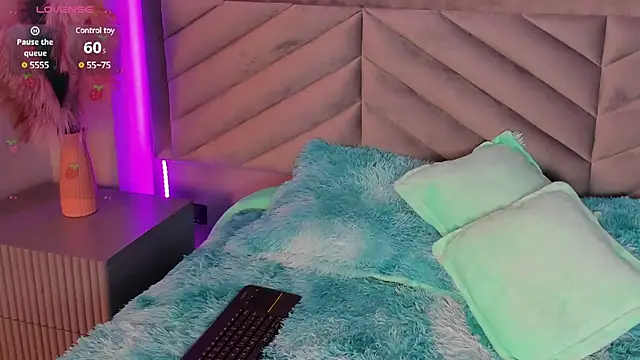 Ary thompson   online show from 12.26.24