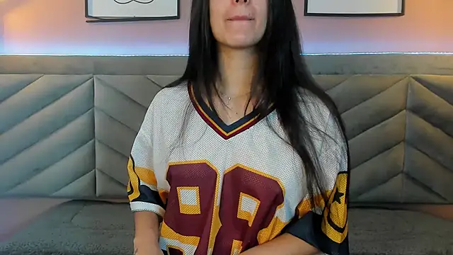 Ary thompson   online show from 04.03.26