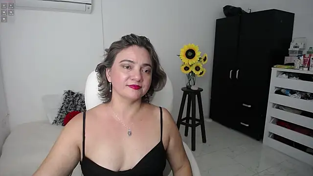 Ghada milf online show from 03.07.25