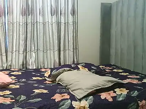 Amberbela online show from 12.05.24