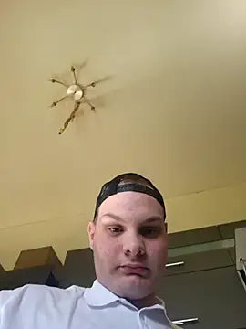 Nicolasjlhkjzl online show from 04.05.26