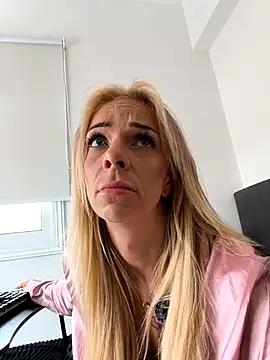 Snapshot of Lexa_xoxo chatting on 02.12.26 Lexa xoxo online show from 02.12.26