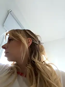 Snapshot of Lexa_xoxo chatting on 02.15.26 Lexa xoxo online show from 02.15.26