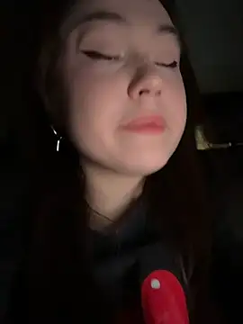 Peachy Dream online show from 02.18.26