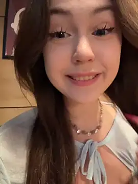 Snapshot of Peachy_Dream chatting on 06.10.26 Peachy Dream online show from 06.10.26