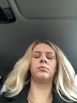 Love Bri online show from 10.30.25