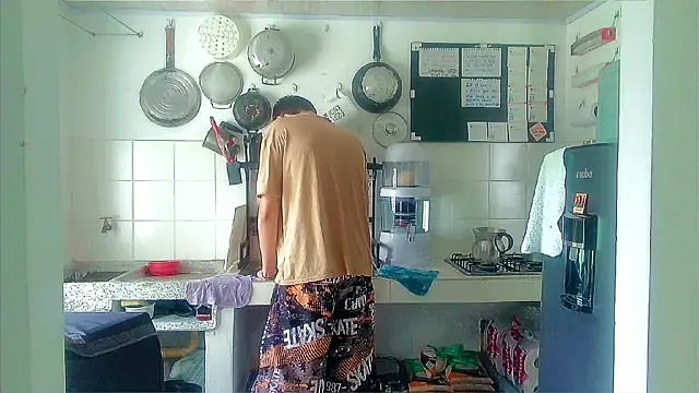 Snapshot of Andy_gray chatting on 10.28.25 Andy gray online show from 10.28.25