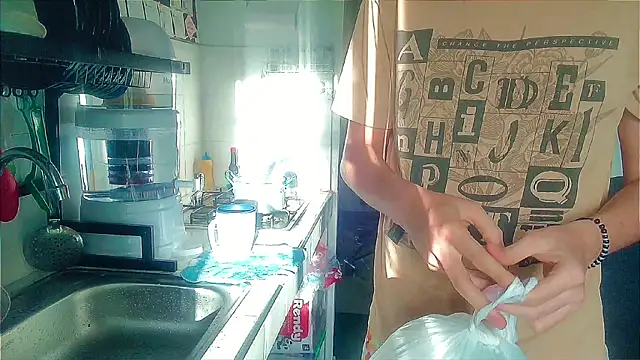 Snapshot of Andy_gray chatting on 11.06.25 Andy gray online show from 11.06.25