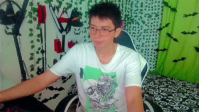 Snapshot of Andy_gray chatting on 11.07.25 Andy gray online show from 11.07.25