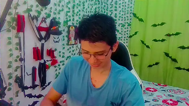 Snapshot of Andy_gray chatting on 11.09.25 Andy gray online show from 11.09.25