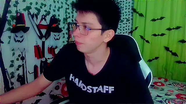 Snapshot of Andy_gray chatting on 11.14.25 Andy gray online show from 11.14.25