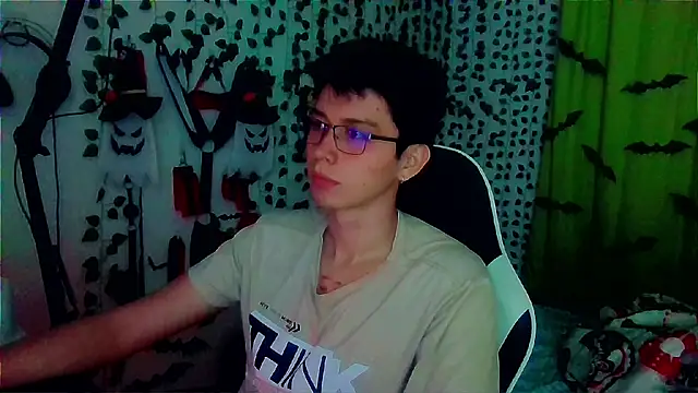 Snapshot of Andy_gray chatting on 11.15.25 Andy gray online show from 11.15.25